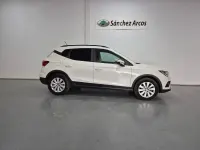 Usado Seat Arona Style 110 CV (80 kW) 2020 Blanco SUV
