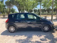 Usado Renault Scénic III Dynamique 105 CV (77 kW) 2009 Negro Monovolumen
