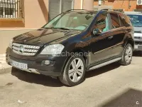 Usado Mercedes ML350 272 CV (200 kW) 2005 Negro SUV
