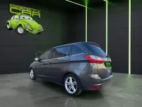 Usado Ford Grand C-Max Titanium 150 CV (110 kW) 2018 Gris / plata Monovolumen