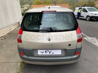 Usado Renault Scénic III Dynamique 110 CV (80 kW) 2009 Beige Monovolumen
