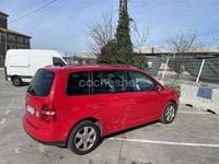 Usado VW Touran Highline 140 CV (102 kW) 2006 Rojo Monovolumen