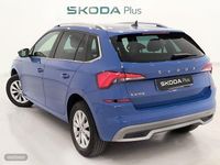 Usado Skoda Kamiq Ambition 110 CV (80 kW) 2022 Azul SUV