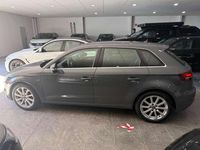 Usado Audi A3 Sportback 150 CV (110 kW) 2016 Gris Utilitario