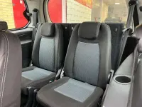 Usado Ford Galaxy Trend 140 CV (102 kW) 2013 Gris Monovolumen