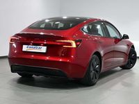 Usado Tesla Model 3 Standard Range 208 kW (283 CV) 2024 Rojo Berlina