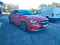 Usado Mercedes CLA200 Shooting Brake 136 CV (100 kW) 2017 Rojo Familiar