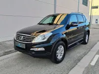 Usado SsangYong Rexton 155 CV (114 kW) 2014 Negro SUV