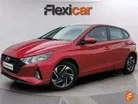 Usado Hyundai i20 84 CV (61 kW) 2021 Rojo Utilitario