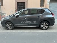 Usado Peugeot 3008 Style 120 CV (88 kW) 2015 Gris / plata Familiar