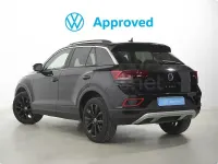Usado VW T-Roc 150 CV (110 kW) 2023 Negro SUV