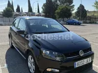 Usado VW Polo Advance 75 CV (55 kW) 2016 Negro Berlina