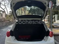 Usado Alfa Romeo Giulietta Progression 140 CV (102 kW) 2012 Blanco Utilitario