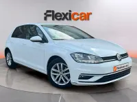 Usado VW Golf VII Advance 125 CV (91 kW) 2018 Blanco Berlina