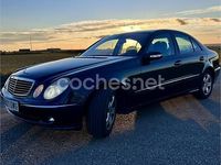 Usado Mercedes E320 Avantgarde 204 CV (150 kW) 2006 Azul Berlina