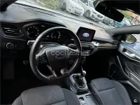 Usado Ford Focus ST-Line 125 CV (91 kW) 2020 Blanco Berlina
