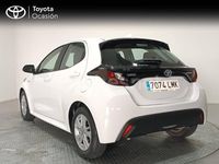 Usado Toyota Yaris Hybrid Business Edition 116 CV (85 kW) 2021 Blanco Berlina