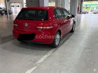 Usado VW Golf VII Advance 105 CV (77 kW) 2012 Rojo Berlina