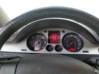 Usado VW Passat Highline 140 CV (102 kW) 2008 Negro Berlina