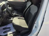 Usado Dacia Dokker Essentiel 107 CV (78 kW) 2020 Blanco Monovolumen