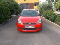 Usado Ford Fiesta Ghia 80 CV (58 kW) 2008 Rojo Utilitario