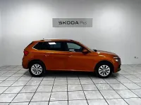 Usado Skoda Kamiq Ambition 110 CV (80 kW) 2023 Naranja SUV