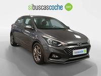 Usado Hyundai i20 110 CV (80 kW) 2019 Gris/plata Utilitario