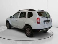 Usado Dacia Duster Lauréate 125 CV (91 kW) 2016 Blanco SUV