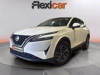 Käytetty Nissan Qashqai Acenta 140 HP (102 kW) 2022 Valkoinen Katumaasturi