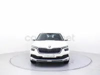 Usado Skoda Kamiq Style 110 CV (80 kW) 2022 Blanco SUV