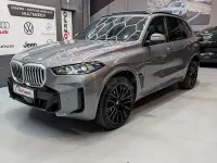 Usado BMW X5 Comfort Edition 298 CV (219 kW) 2025 Gris / plata SUV