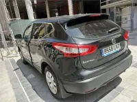 Usado Nissan Qashqai Visia 115 CV (84 kW) 2015 Negro SUV