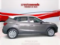 Usado Seat Arona Style 110 CV (80 kW) 2024 Gris SUV
