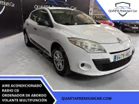 Usado Renault Mégane III 90 CV (66 kW) 2011 Blanco Berlina