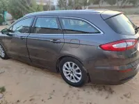 Usado Ford Mondeo Business Edition 116 CV (85 kW) 2018 Gris Berlina