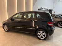 Usado Mercedes B180 109 CV (80 kW) 2007 Negro Monovolumen