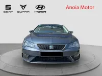 Usado Seat Leon Style 116 CV (85 kW) 2019 Gris Berlina