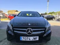 Usado Mercedes A180 Style 122 CV (89 kW) 2015 Negro Utilitario