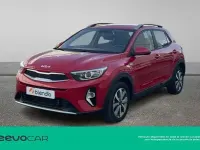 Usado Kia Stonic 100 CV (73 kW) 2024 Rojo SUV