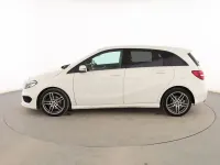 Usado Mercedes B200 AMG line 136 CV (100 kW) 2018 Blanco Monovolumen