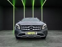 Usado Mercedes GLA180 122 CV (89 kW) 2017 Gris / plata SUV