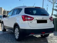 Usado Suzuki SX4 S-Cross 111 CV (81 kW) 2019 Blanco SUV
