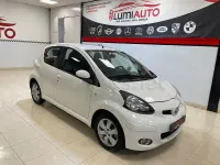 Usado Toyota Aygo Live 68 CV (50 kW) 2011 Blanco Utilitario