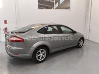 Usado Ford Mondeo Ghia 140 CV (102 kW) 2008 Gris / plata Berlina
