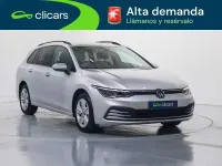 Usado VW Golf VIII Life 116 CV (85 kW) 2022 Plateado Familiar