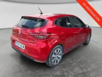 Usado Renault Clio V Equilibre 140 CV (102 kW) 2023 Rojo Berlina