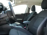 Usado Ford Focus Active X 120 CV (88 kW) 2021 Plateado Utilitario