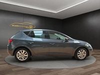 Usado Seat Leon Reference 115 CV (84 kW) 2019 Gris Berlina