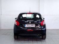 usado Peugeot 208 Allure