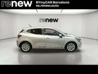 Usado Renault Clio Zen 86 CV (63 kW) 2020 Gris Utilitario